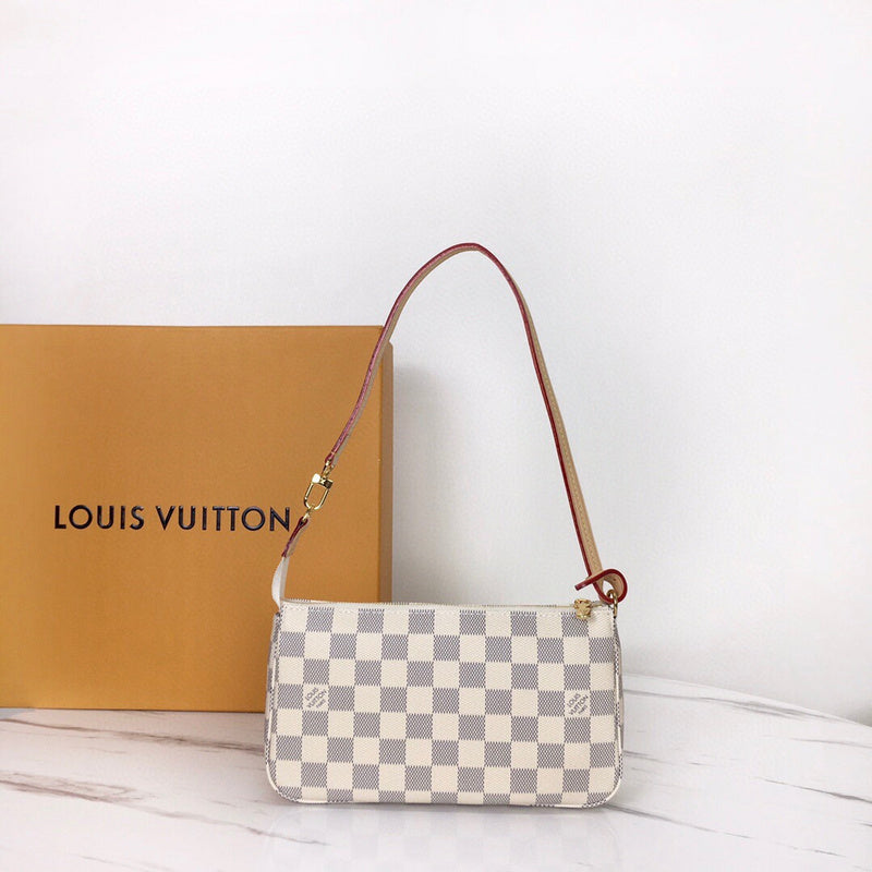 LOV2 Bags - Luxurious Bags  1810