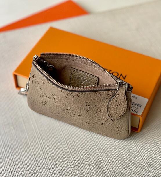 SAMC - Mix Wallets - 005