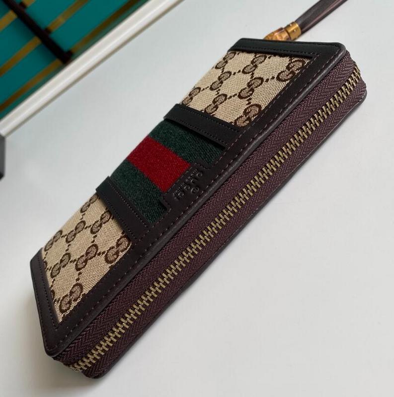 SAMC - Mix Wallets - 206