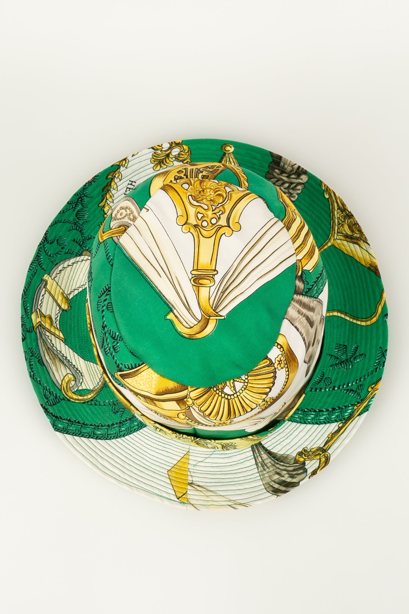 Chapeau en soie HermÃƒÆ’Ã‚Â¨s