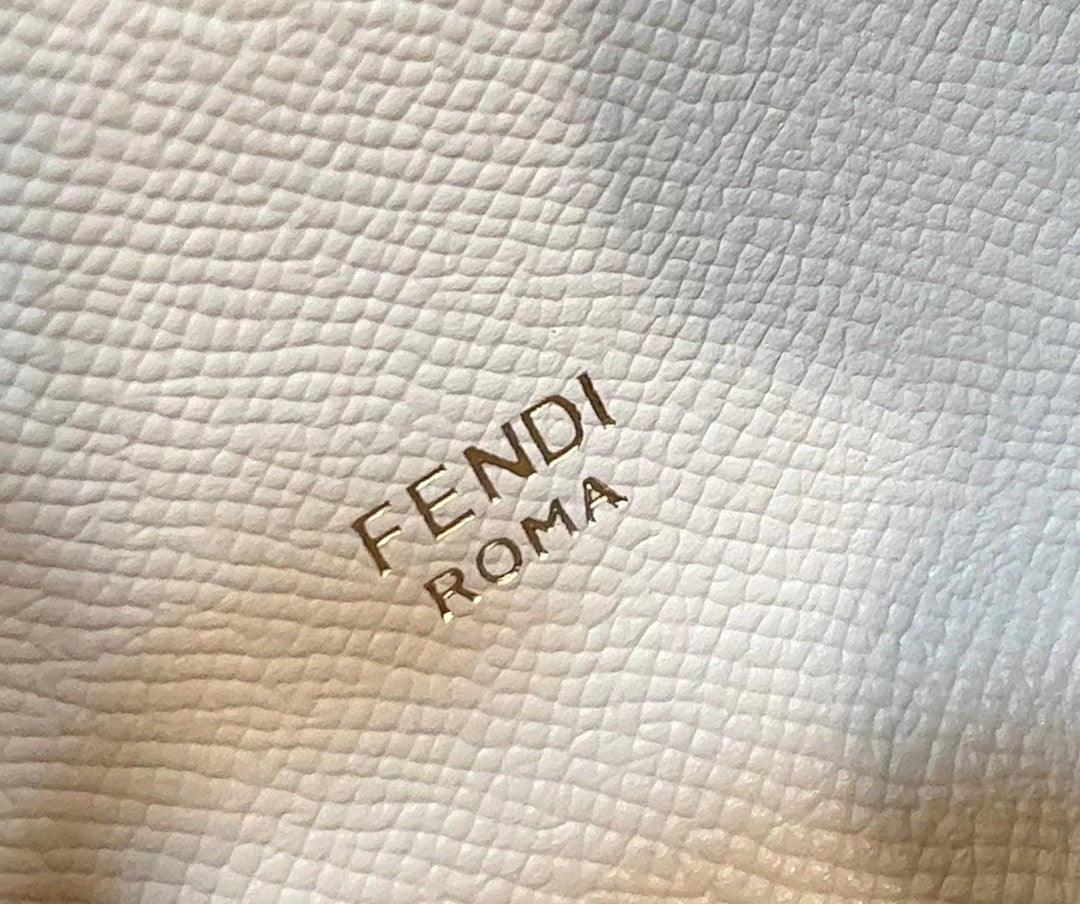 FI Pomodorino White Mini Bag For Woman 17cm/6.5in 8BS059AHWUF0VWM