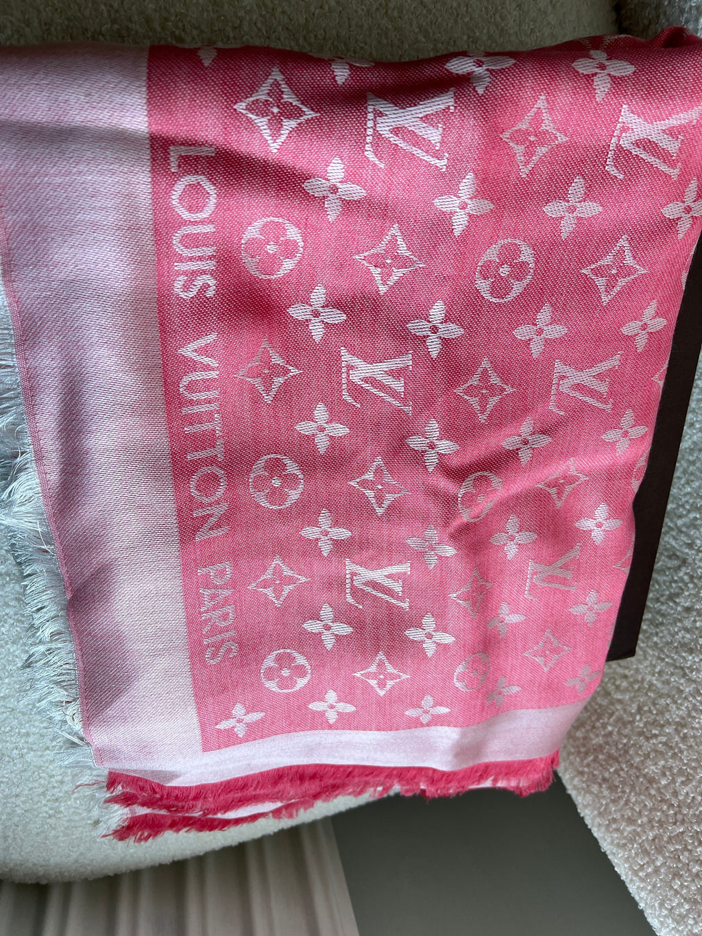 Louis Vuitton Pink Monogram Shawl (RRP £450)
