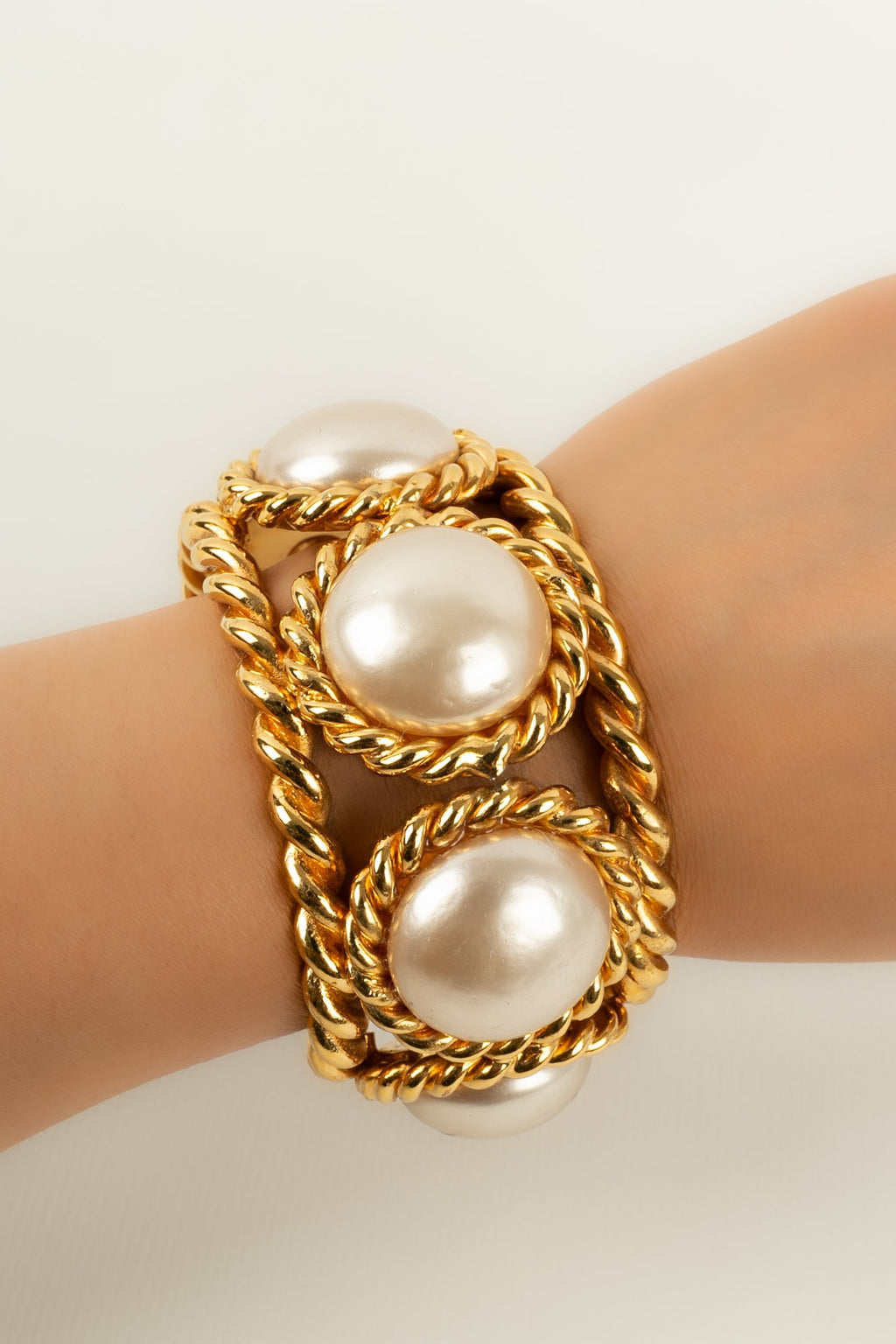Bracelet manchette Chanel Printemps 1993