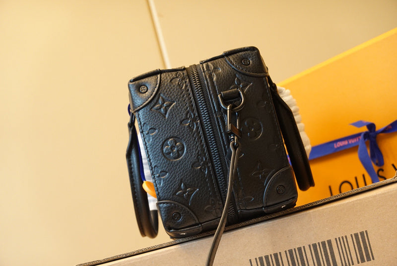 LOV2 Bags - Luxurious Bags  1523