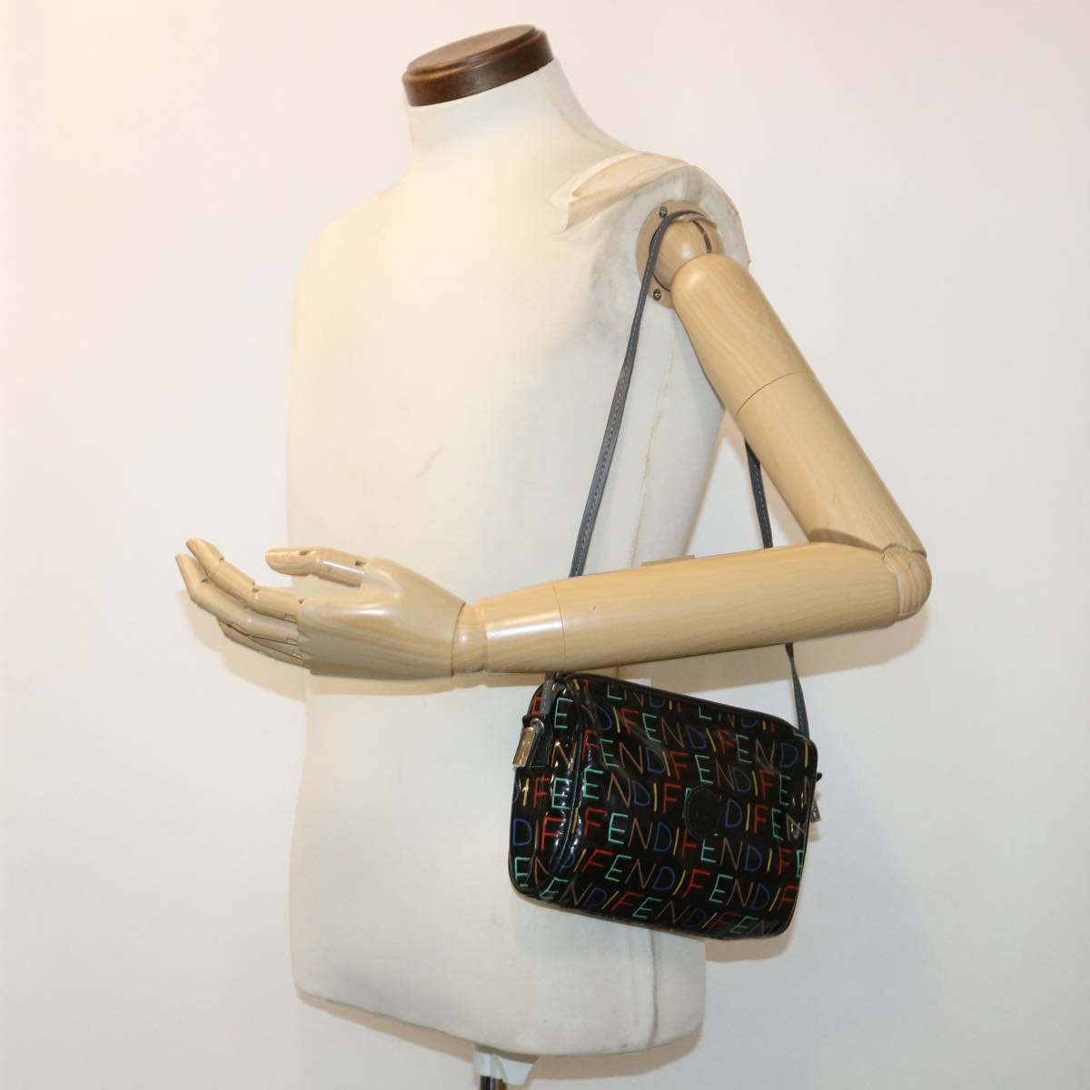FENDI Shoulder Bag Enamel Black Multicolor 47063