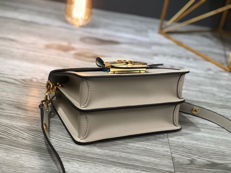 LOV2 Bags - Luxurious Bags  1831