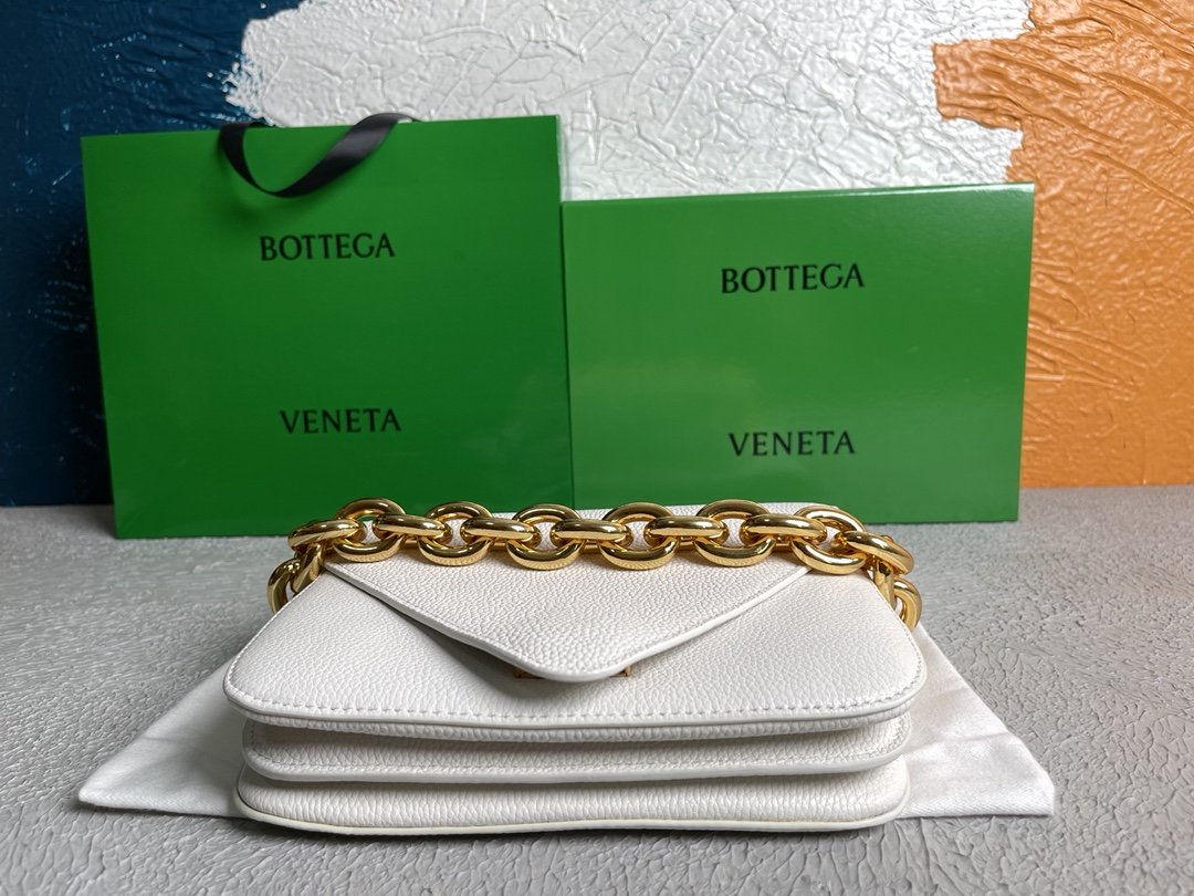 GLAMI Mount White, For Women, WomenÃƒÂ¢Ã¢â€šÂ¬Ã¢â€žÂ¢s Bags 8.3in/21cm 667399V12M09009