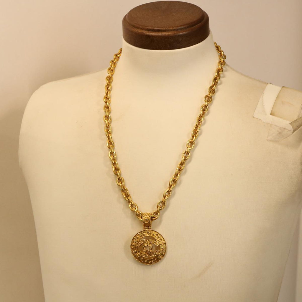CHANEL Chain Necklace Gold Tone CC 47582A