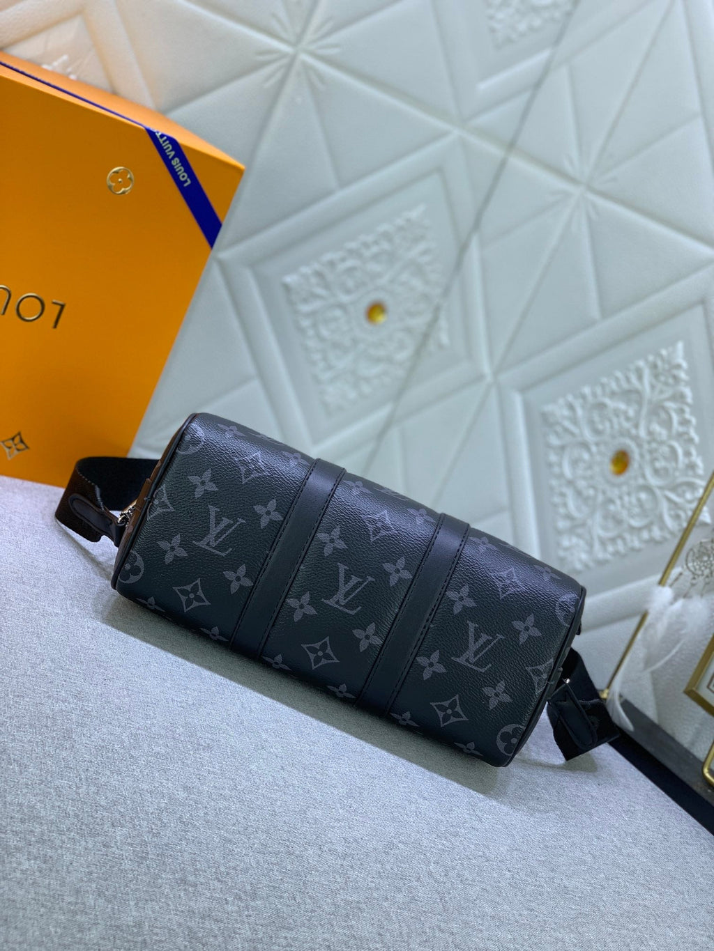 EN - Luxury Bags LUV 795