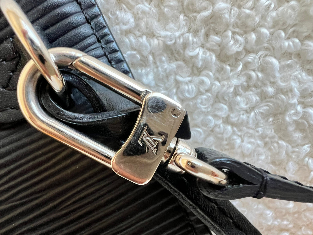 Louis Vuitton Pouch (from Neverfull) Black Epi