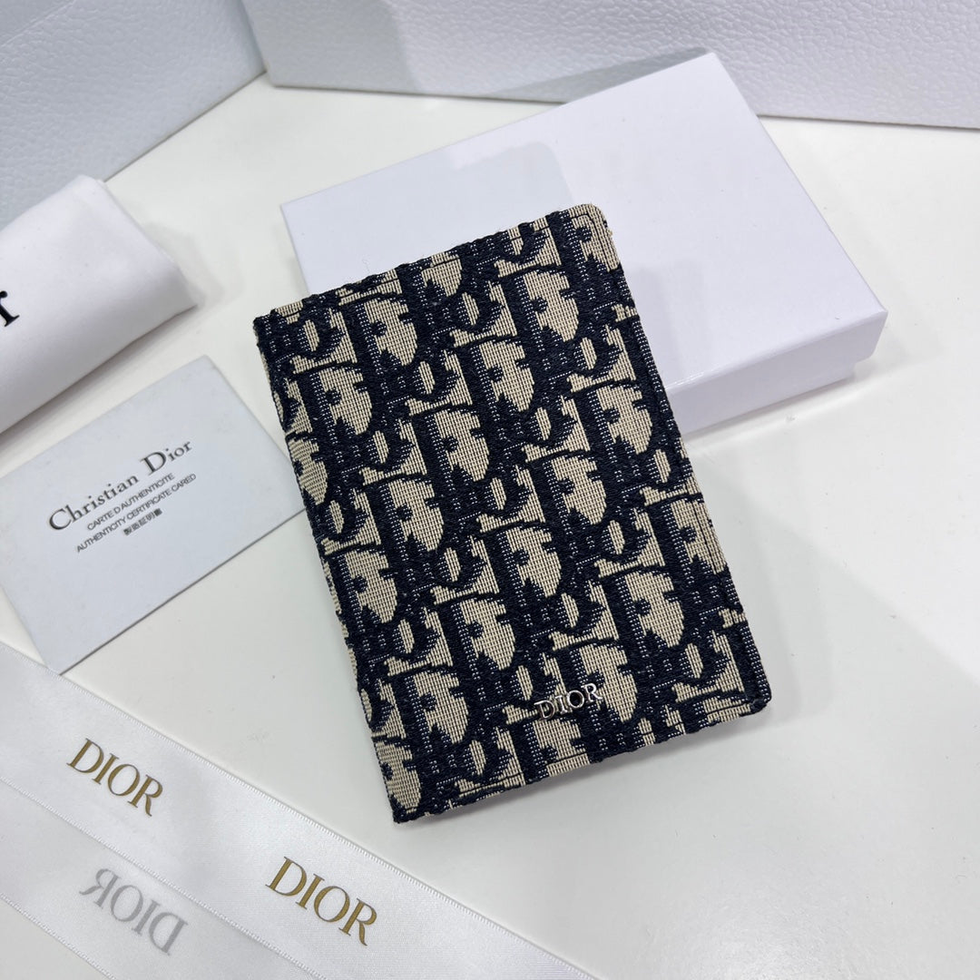 EN - New Arrival Wallet DIR 018