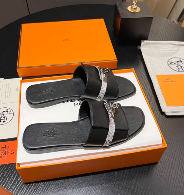 SAMC - HMS Women Shoes - 572