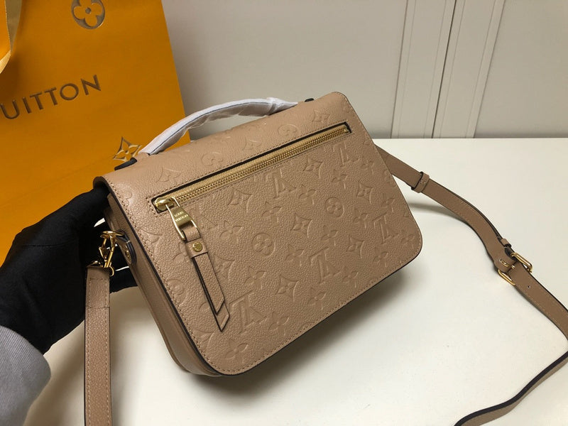 LOV2 Bags - Luxurious Bags  2073