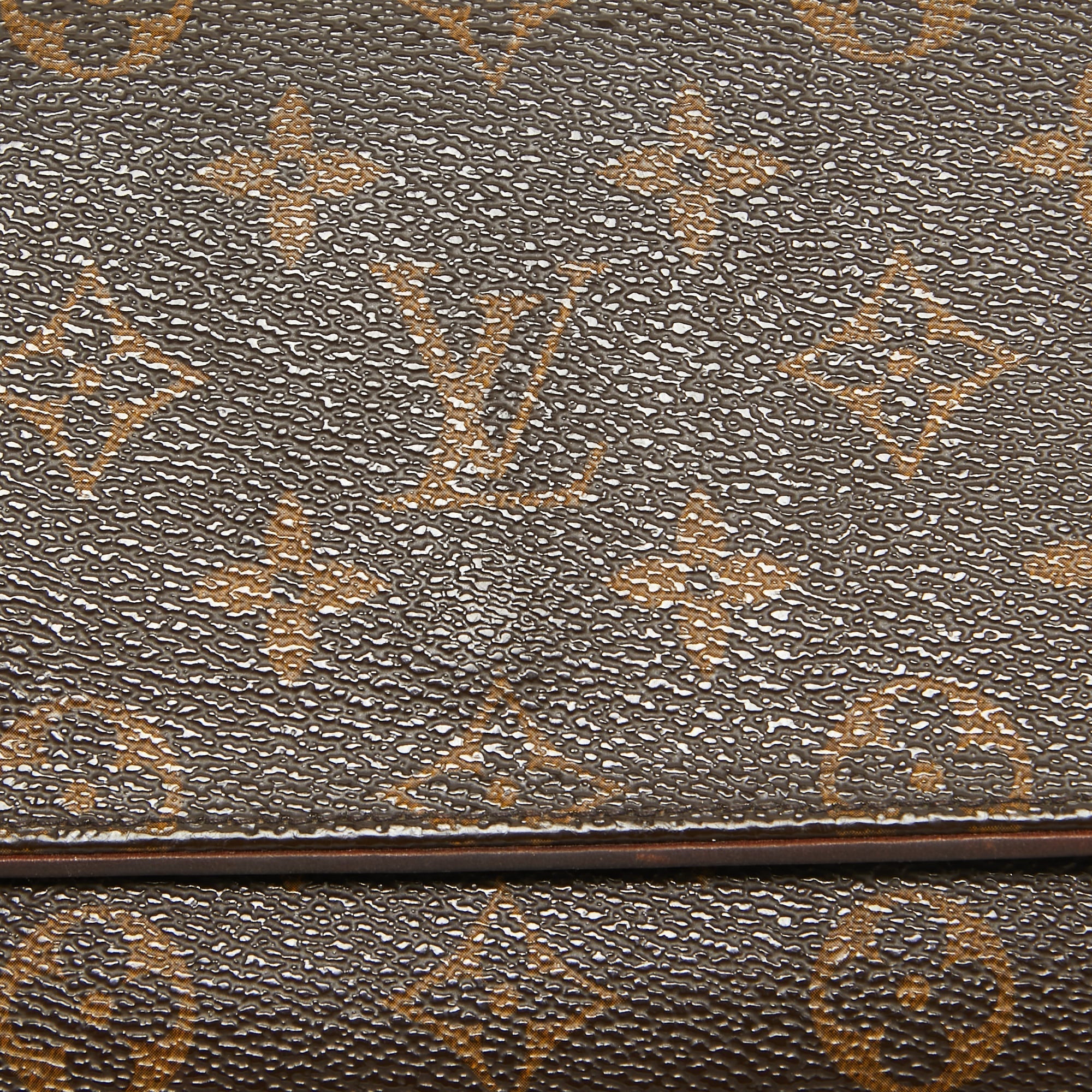 Louis Vuitton Monogram Canvas Twin Pochette Gm Bag..