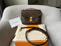 Louis Vuitton Pochette Metis Monogram (RRP £1,970)