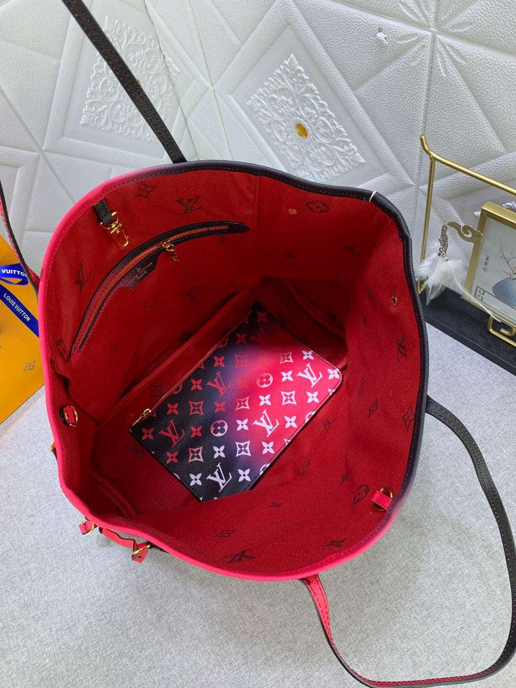 EN - New Bag LUV 649