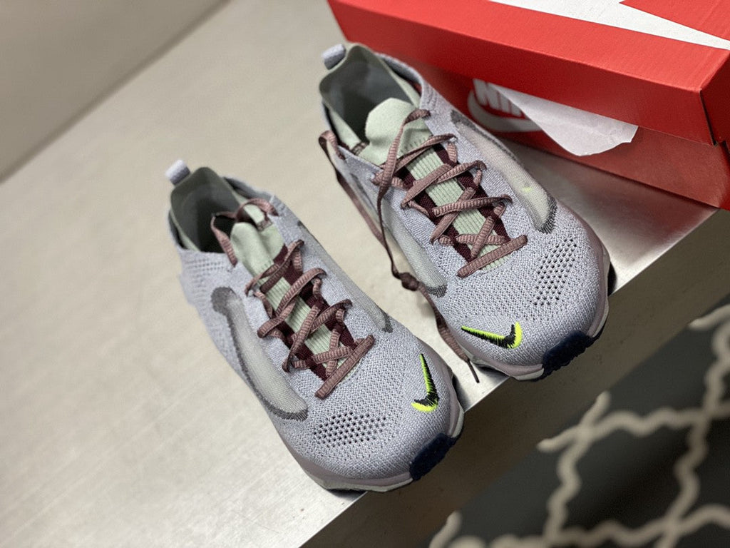 NIKE SPARK  GlamIyknit Platinum Tint For Men