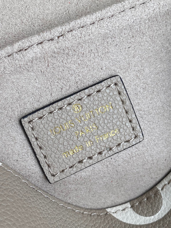LOV2 Bags - Luxurious Bags  1576