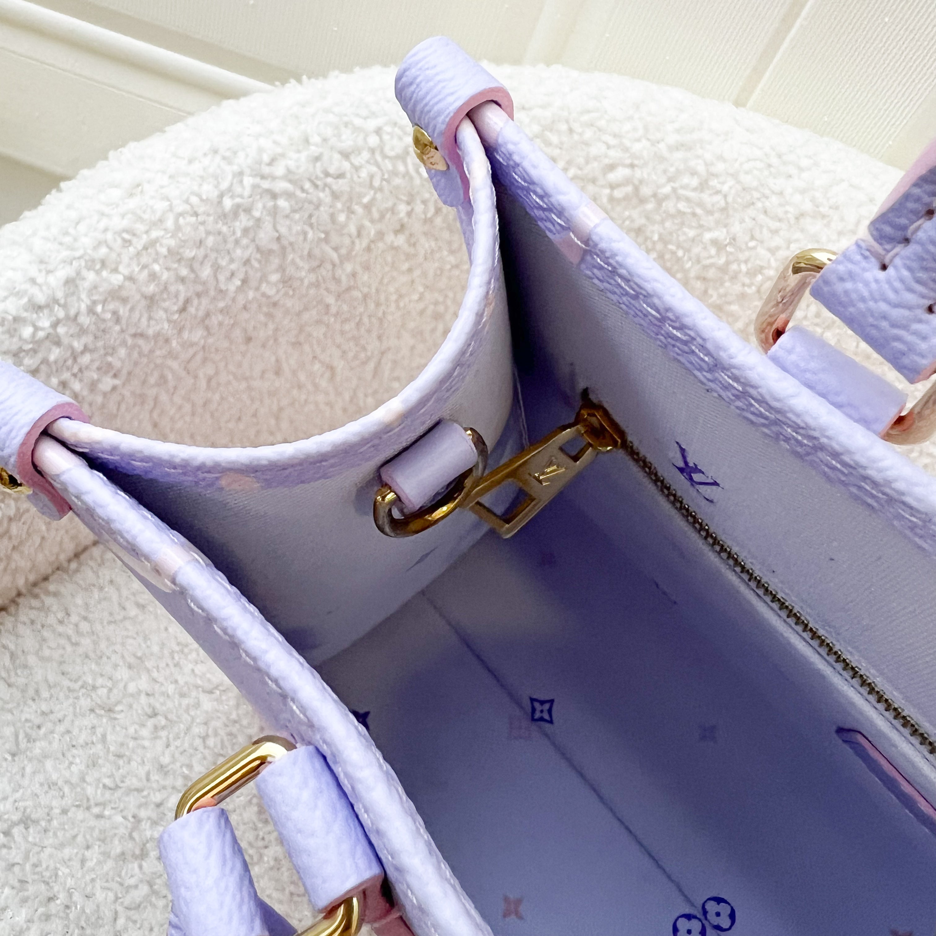 LV Onthego PM in Pastel Sunrise Monogram Empreinte Leather GHW