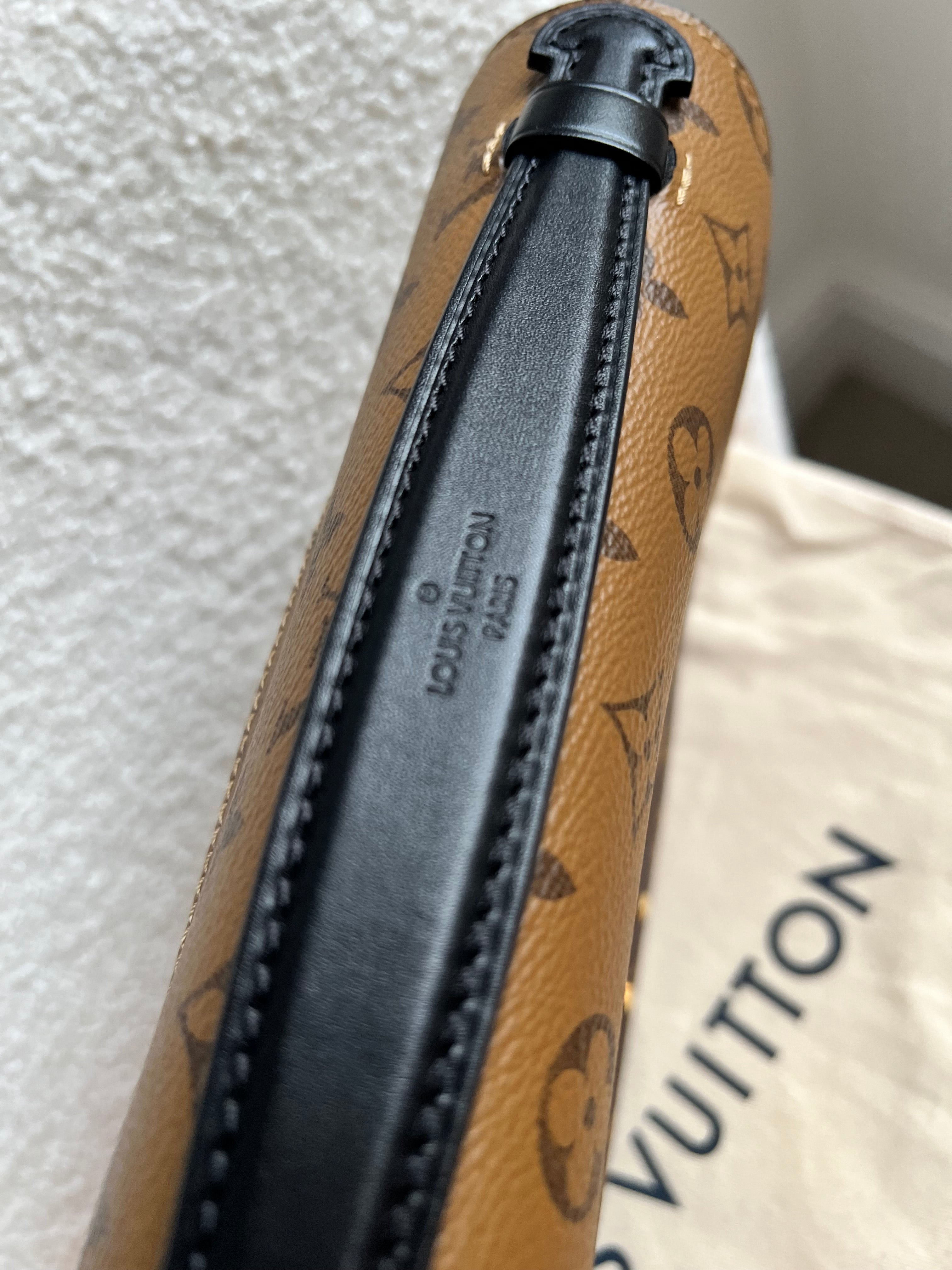 Louis Vuitton Pochette Metis Reverse Monogram (RRP £2,000)