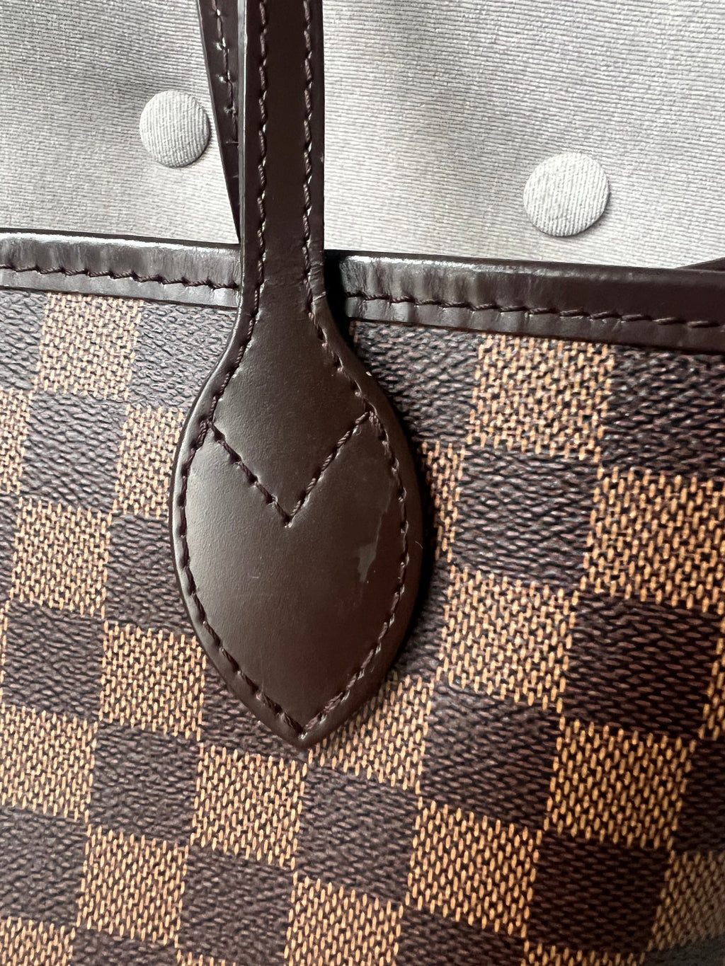 Louis Vuitton Neverfull MM Damier Ebene Cherry Interior (RRP £1,410)