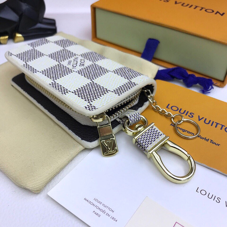 EN - Lux Keychains LUV 067