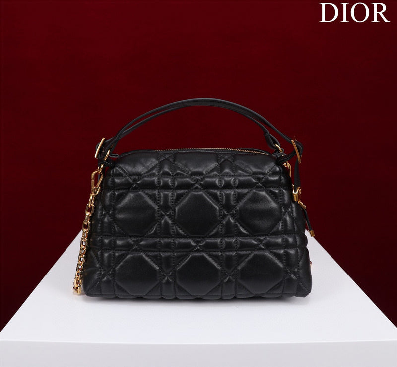 ELE - Dir Bags - 1709