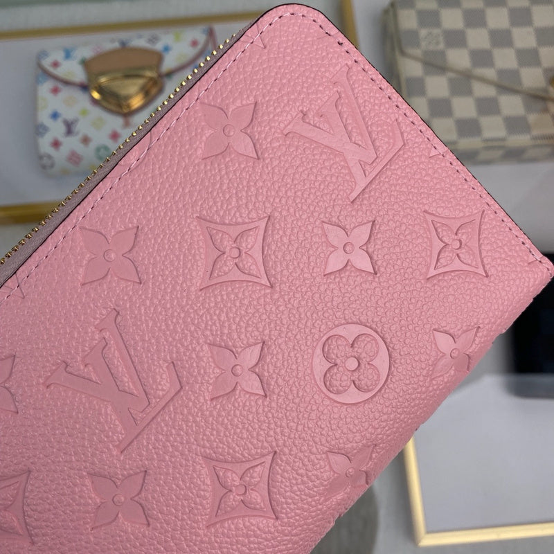 LOV2 Bags - Luxurious Bags  1821