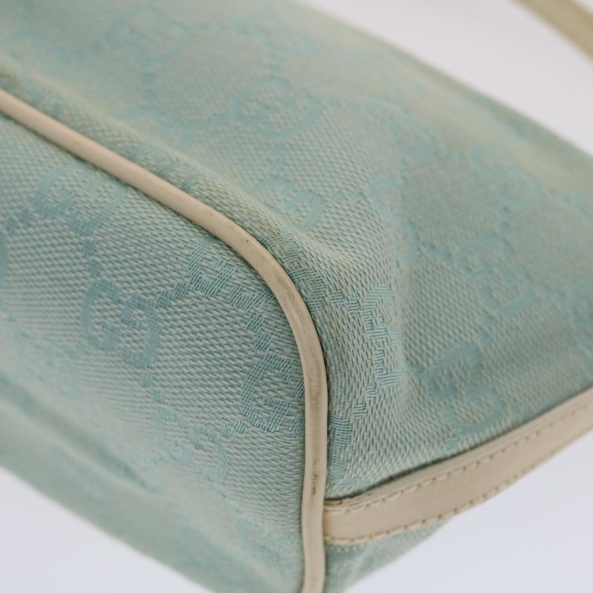 GUCCI GG Canvas Accessory Pouch Light Blue White 49080