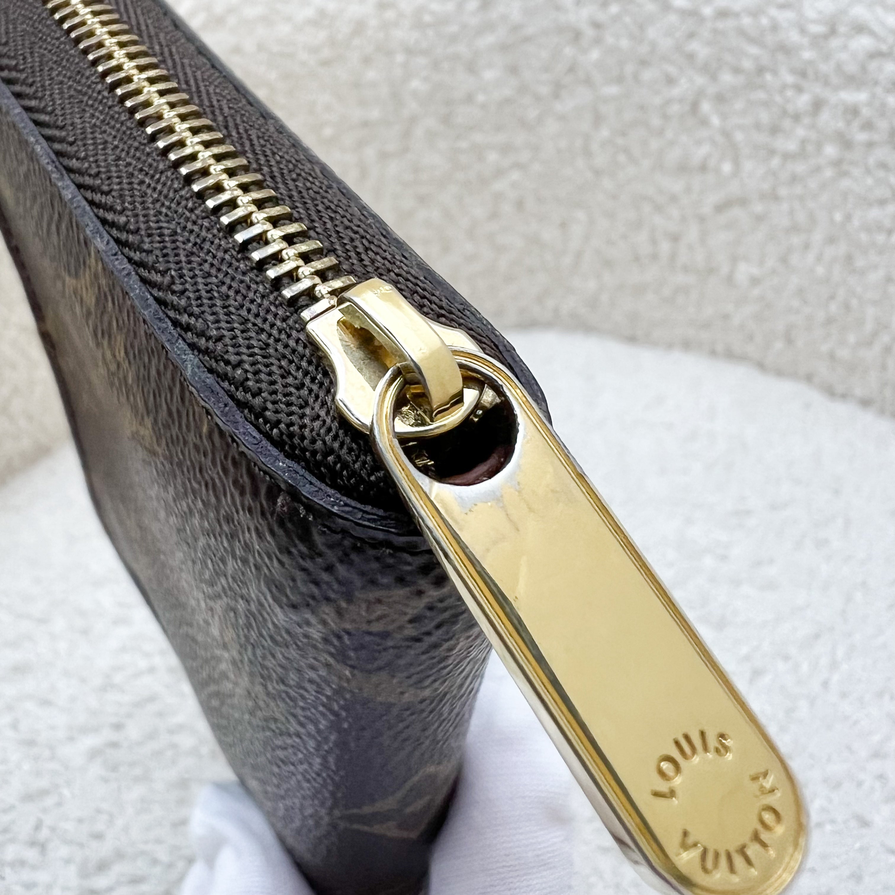 LV Zippy Coin Purse in Monogram Canvas GHW