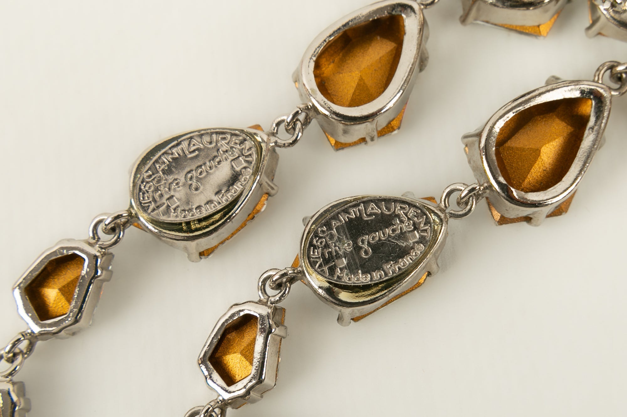 Boucles d'oreilles Yves Saint Laurent