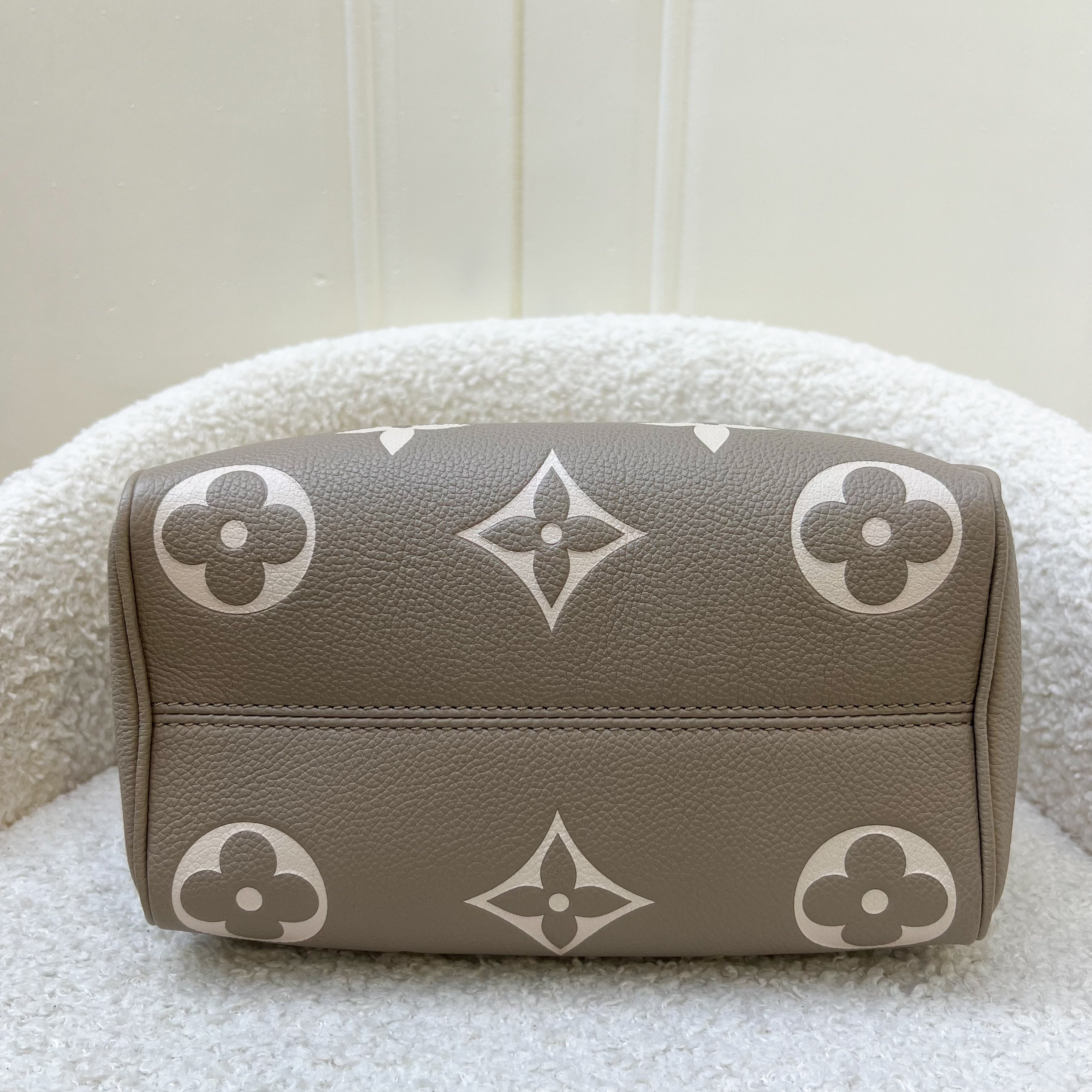 LV Speedy Bandouliere 20 in Tourterelle Giant Monogram Empreinte Leather and GHW