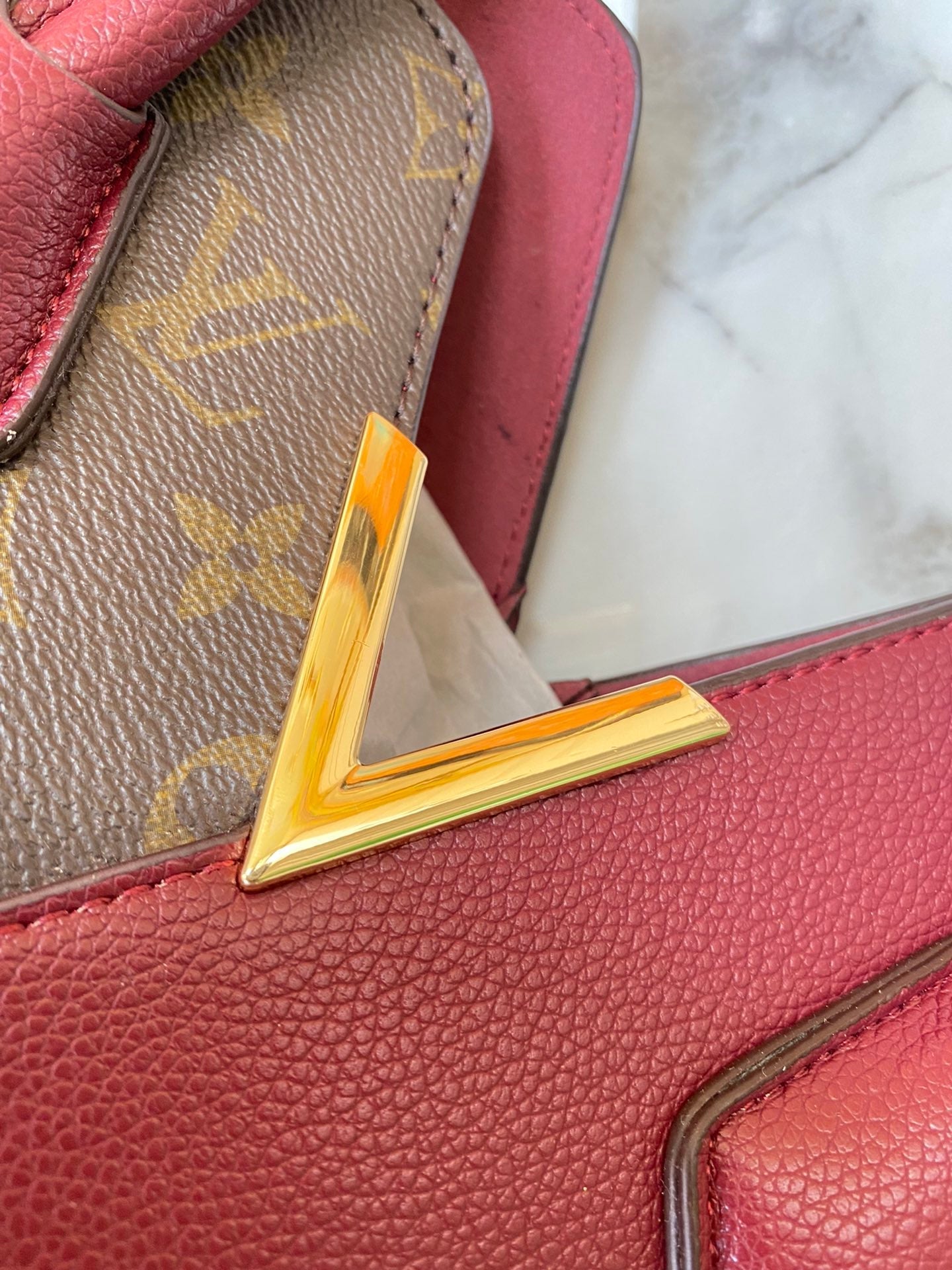EN - Luxury Bags LUV 781