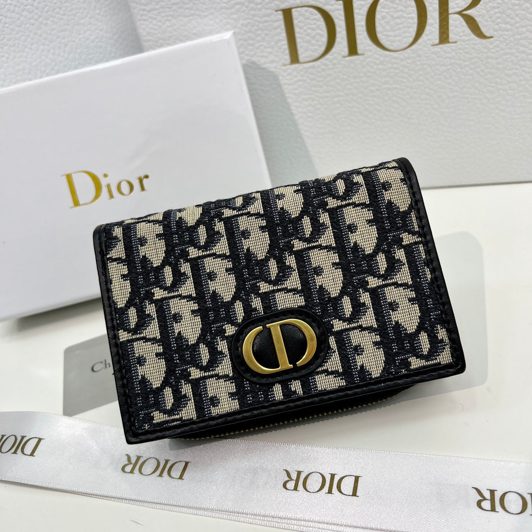 EN - New Arrival Wallet DIR 013