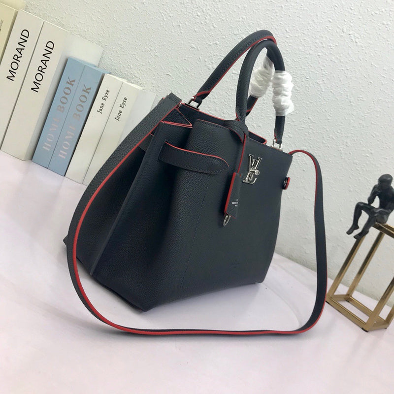 LOV2 Bags - Luxurious Bags  2051
