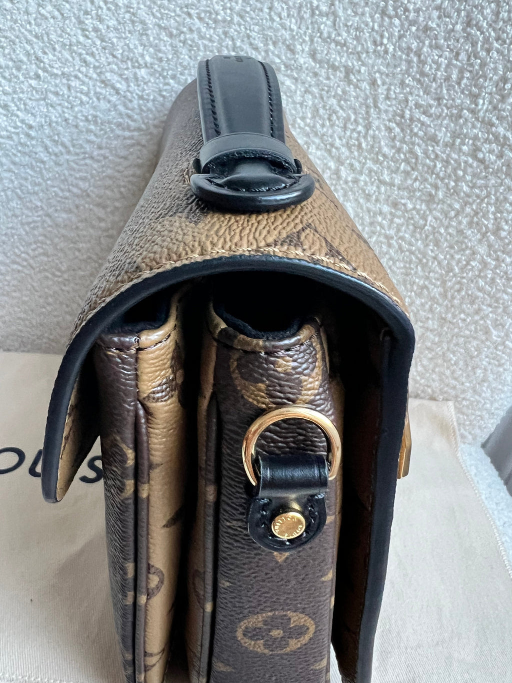 Louis Vuitton Pochette Metis Reverse Monogram (RRP £2,000)