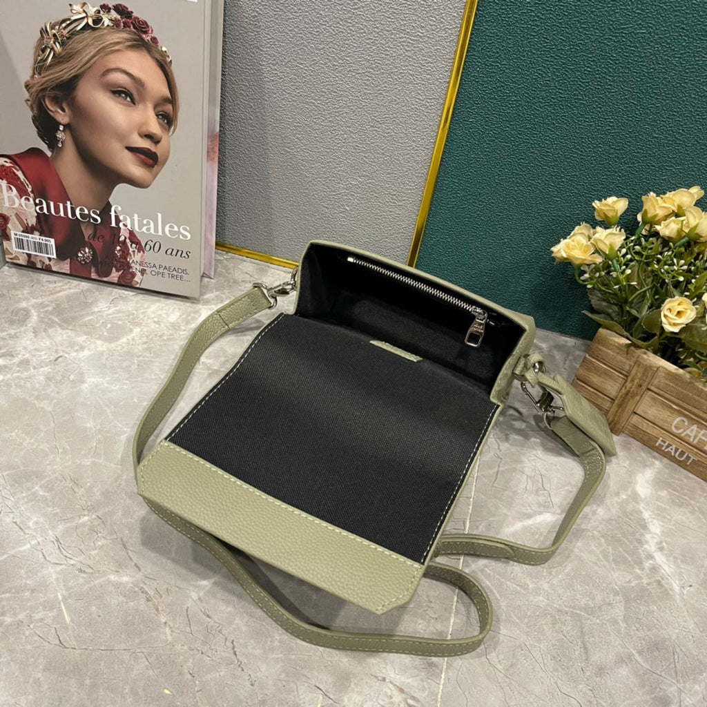 EN - Luxury Bags LUV 866