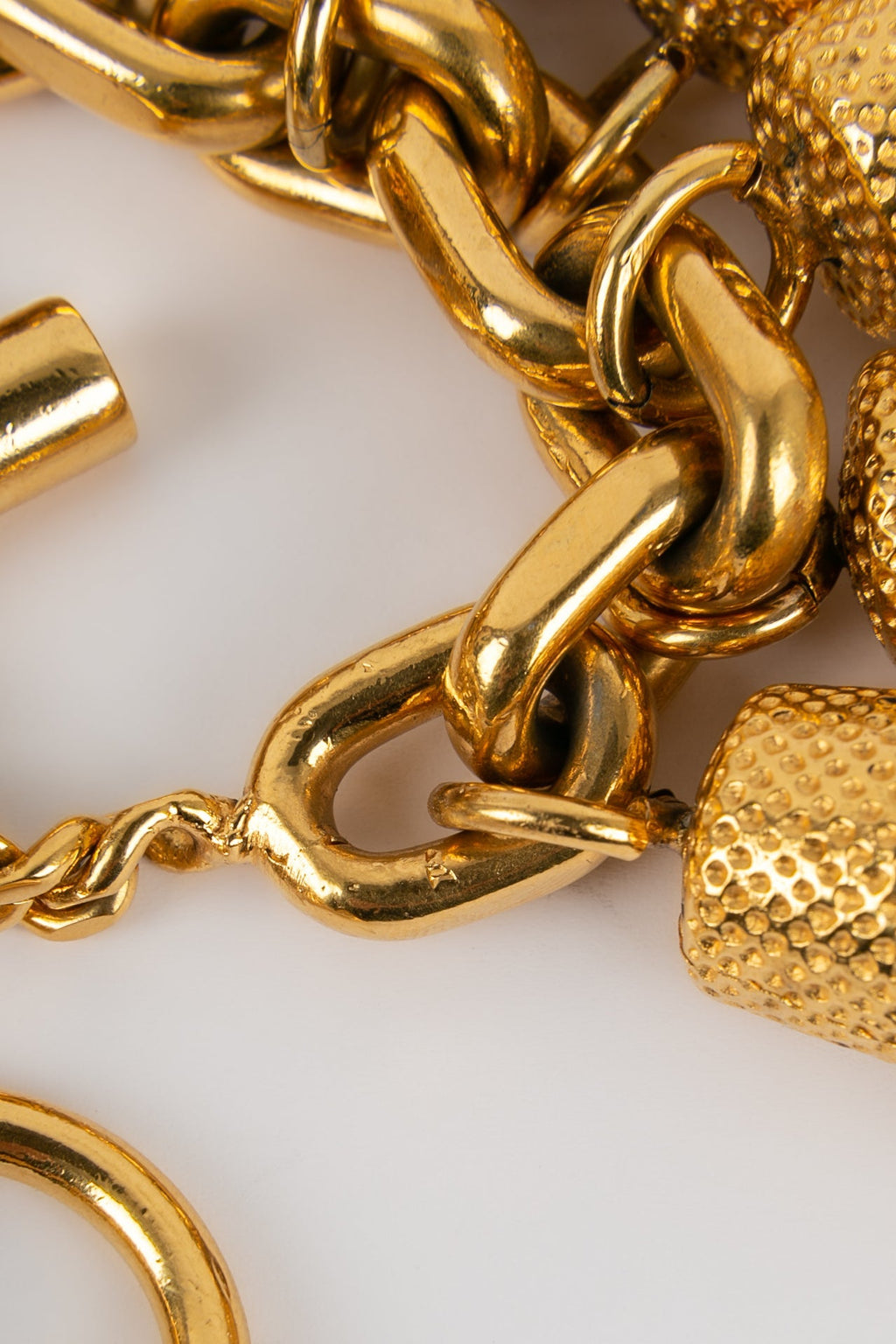 Bracelet dÃƒÆ’Ã‚Â©s ÃƒÆ’Ã‚Â  coudre Chanel