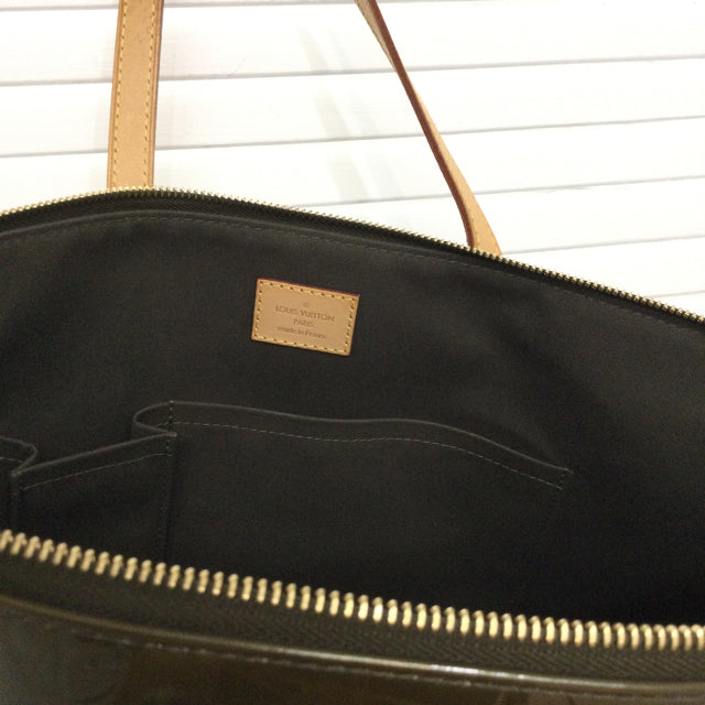 Louis Vuitton Bellevue GM Tote