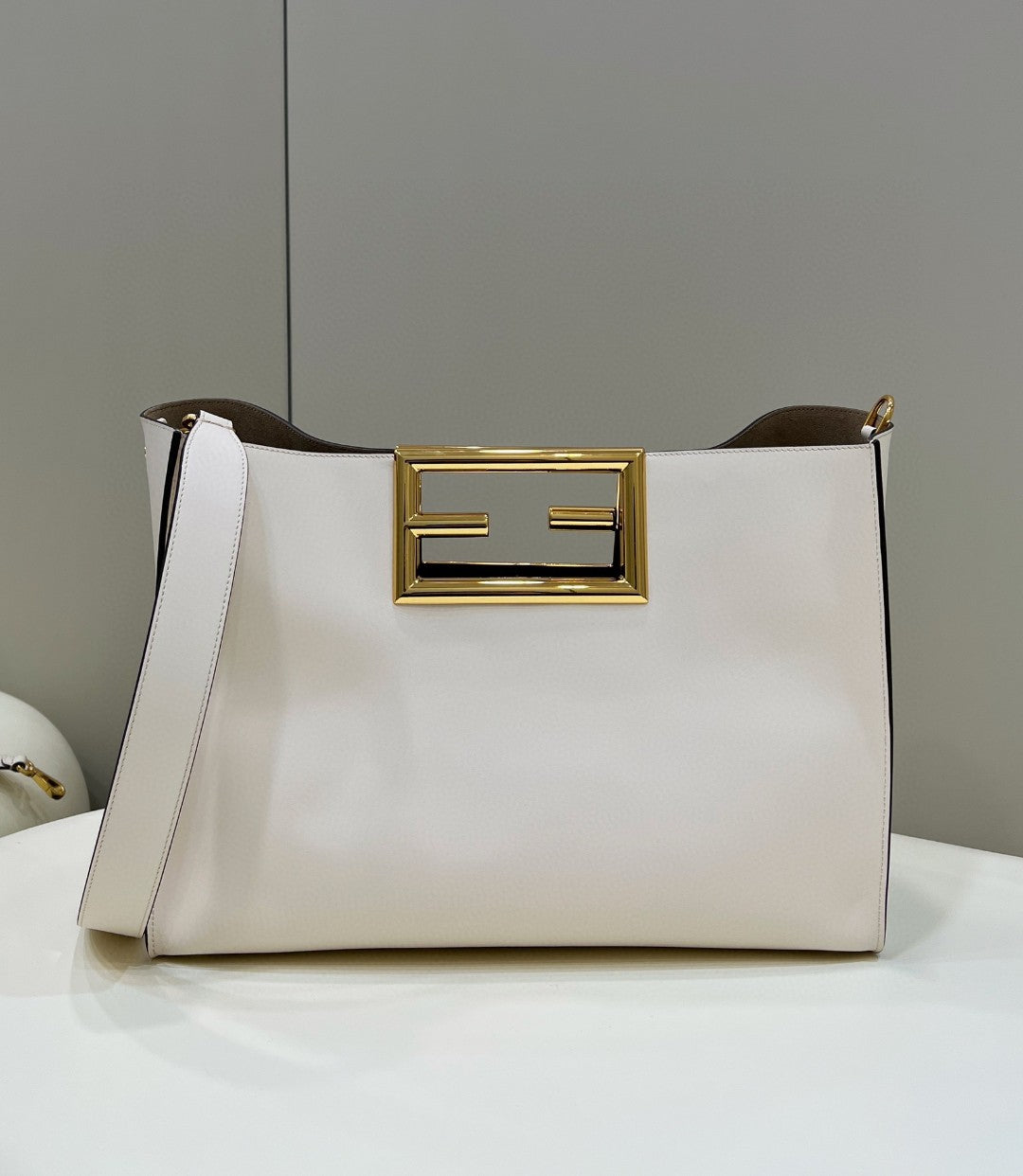 FI Way MeGLAMIum White Bag For Woman 29.5cm/11.5in