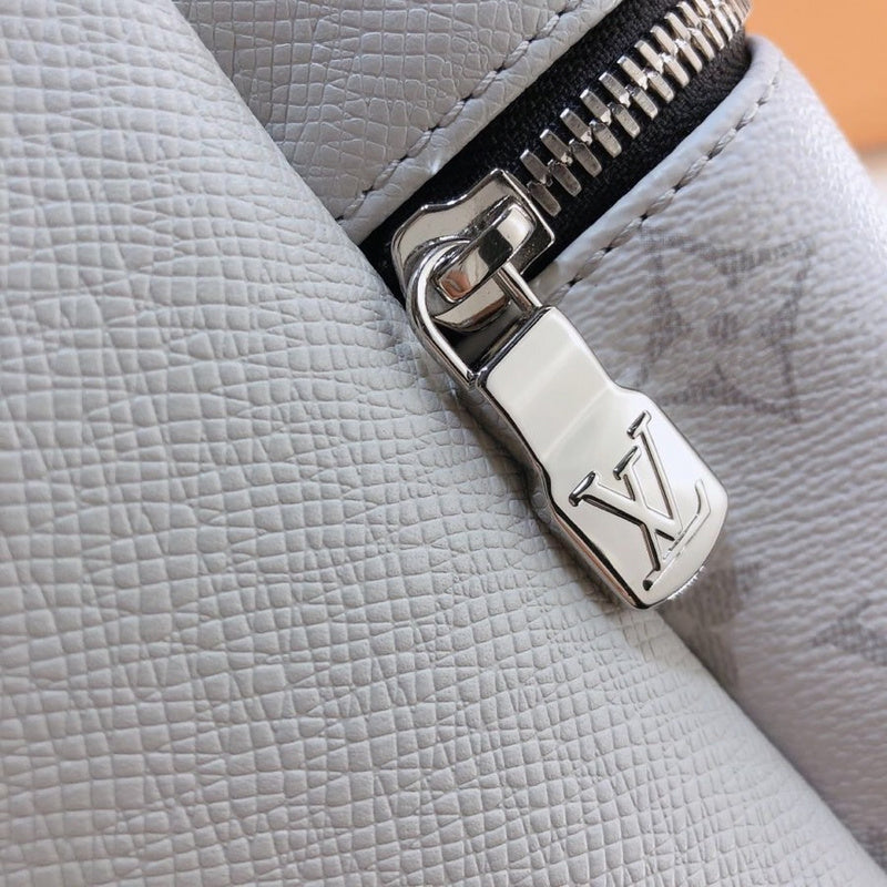 LOV2 Bags - Luxurious Bags  1863