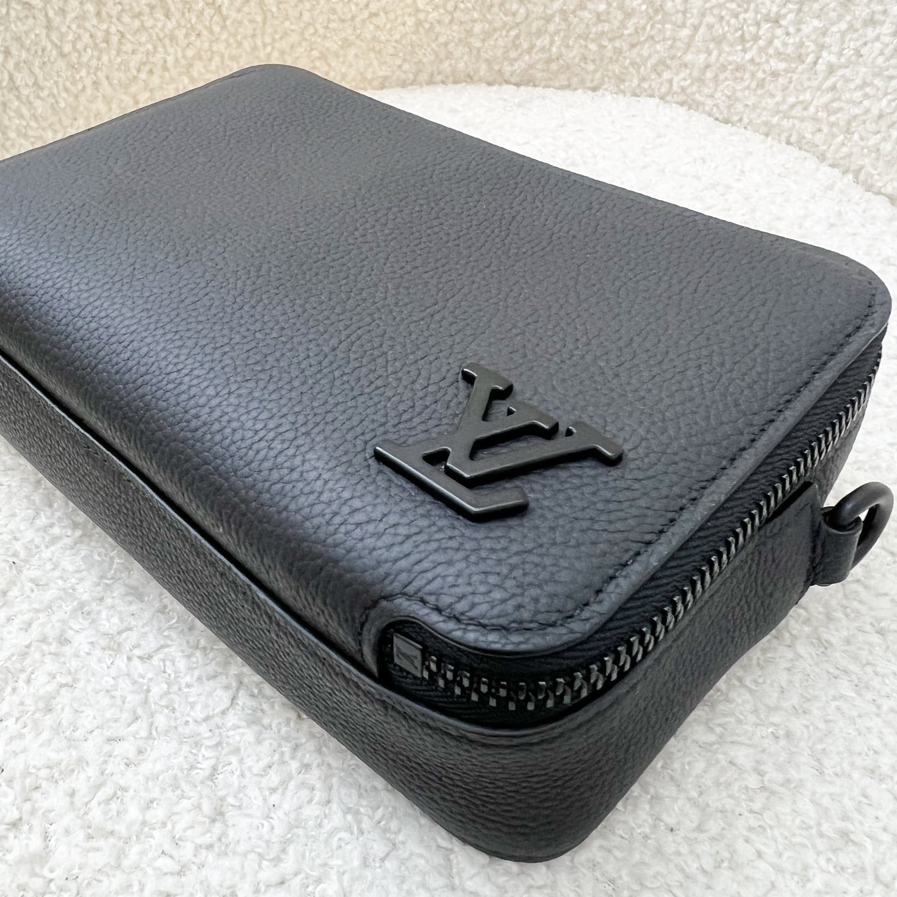 LV Alpha Wearable Wallet in Black Calf Leather and BHW