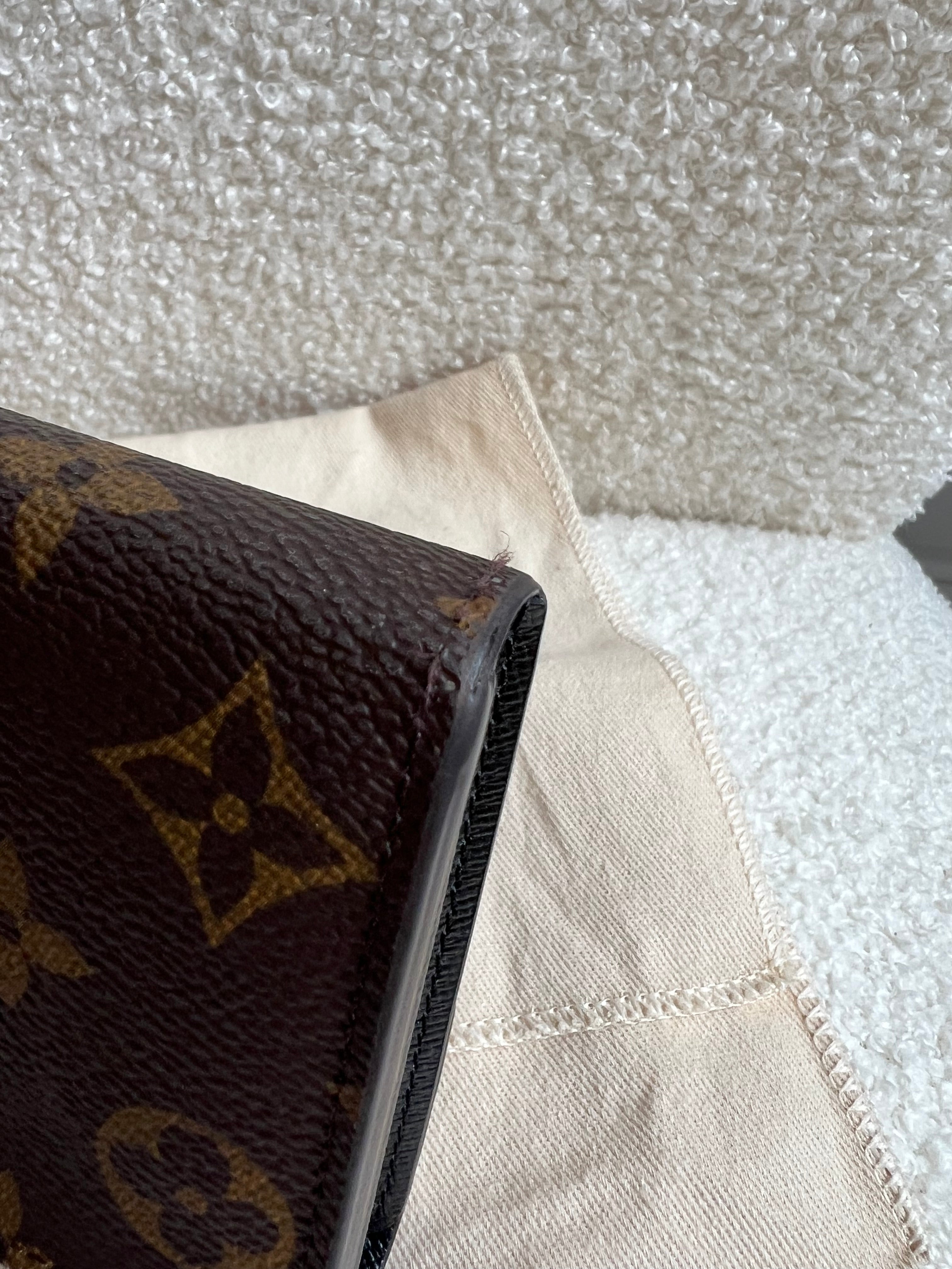 Louis Vuitton Sarah Wallet in reverse Monogram and Brown (RRP £550)