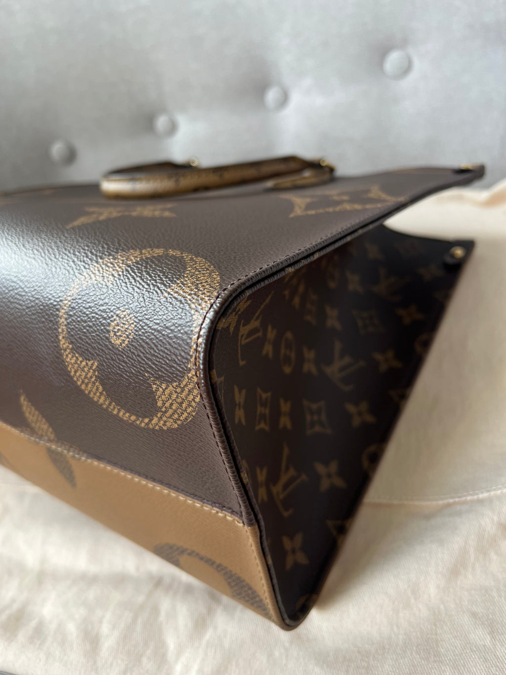 Louis Vuitton On the Go MM Monogram (RRP £2,250)