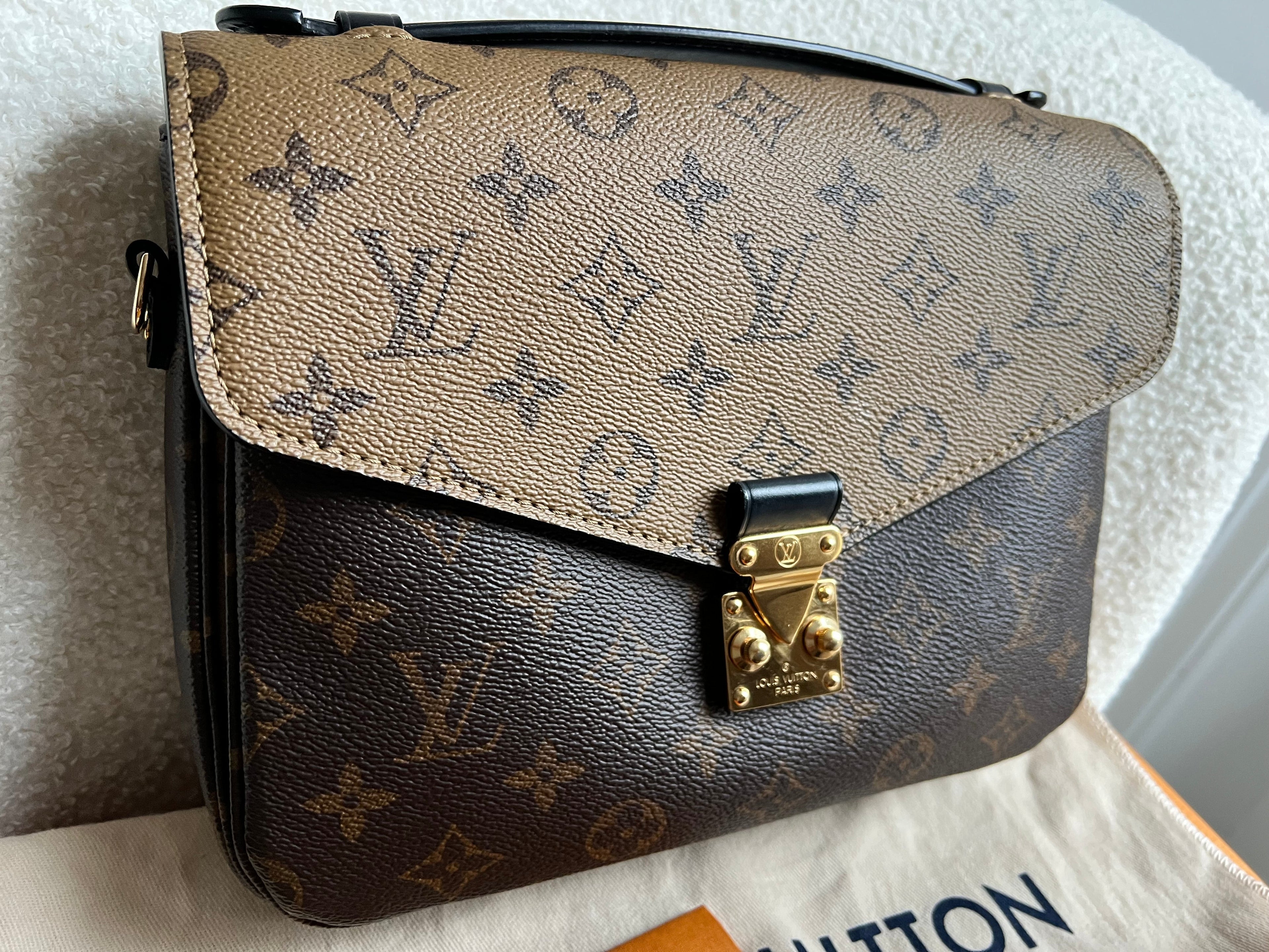Louis Vuitton Pochette Metis Reverse Monogram (RRP £2,000)