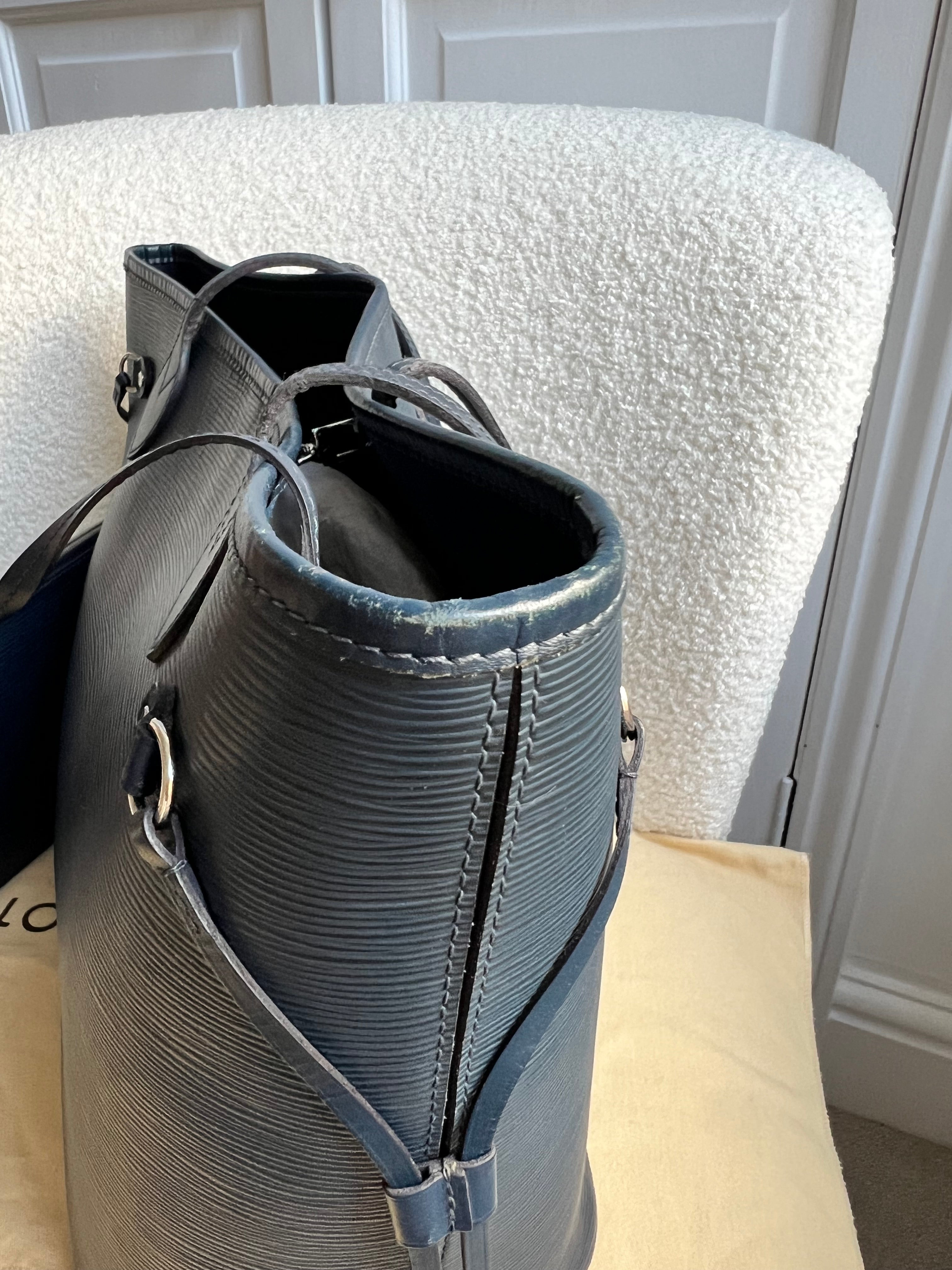 Louis Vuitton Neverfull MM Indigo Epi Leather (RRP £1,740)