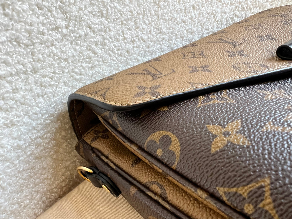 Louis Vuitton Pochette Metis Reverse Monogram (RRP £1,970)