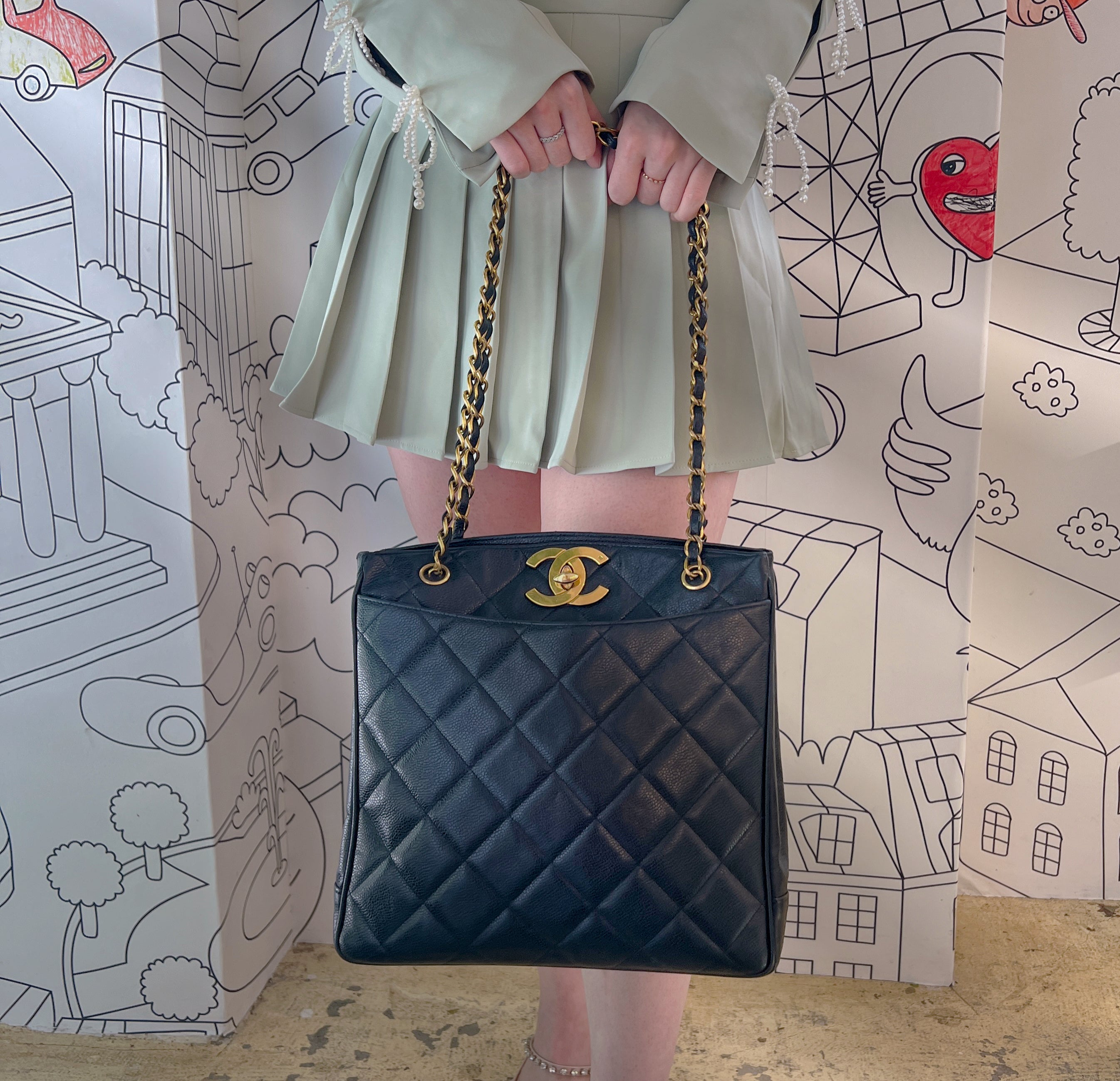 CHANEL CC Black Caviar Quilted Gold Hardware Chain Carryall Shopper Tote Bag