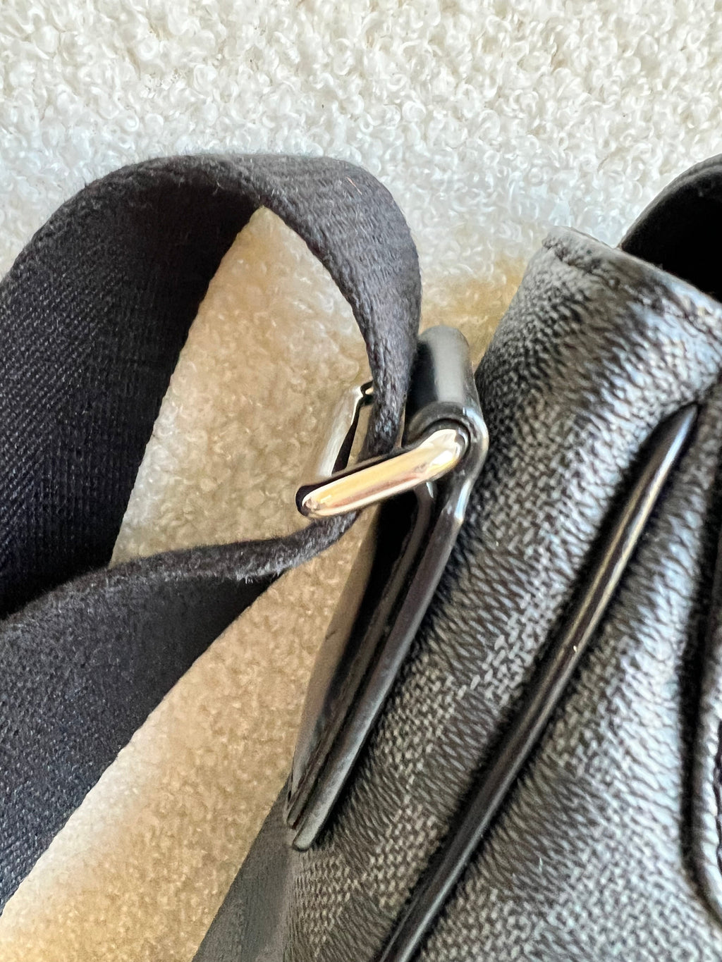 Louis Vuitton PM District Messenger Bag Damier Graphite