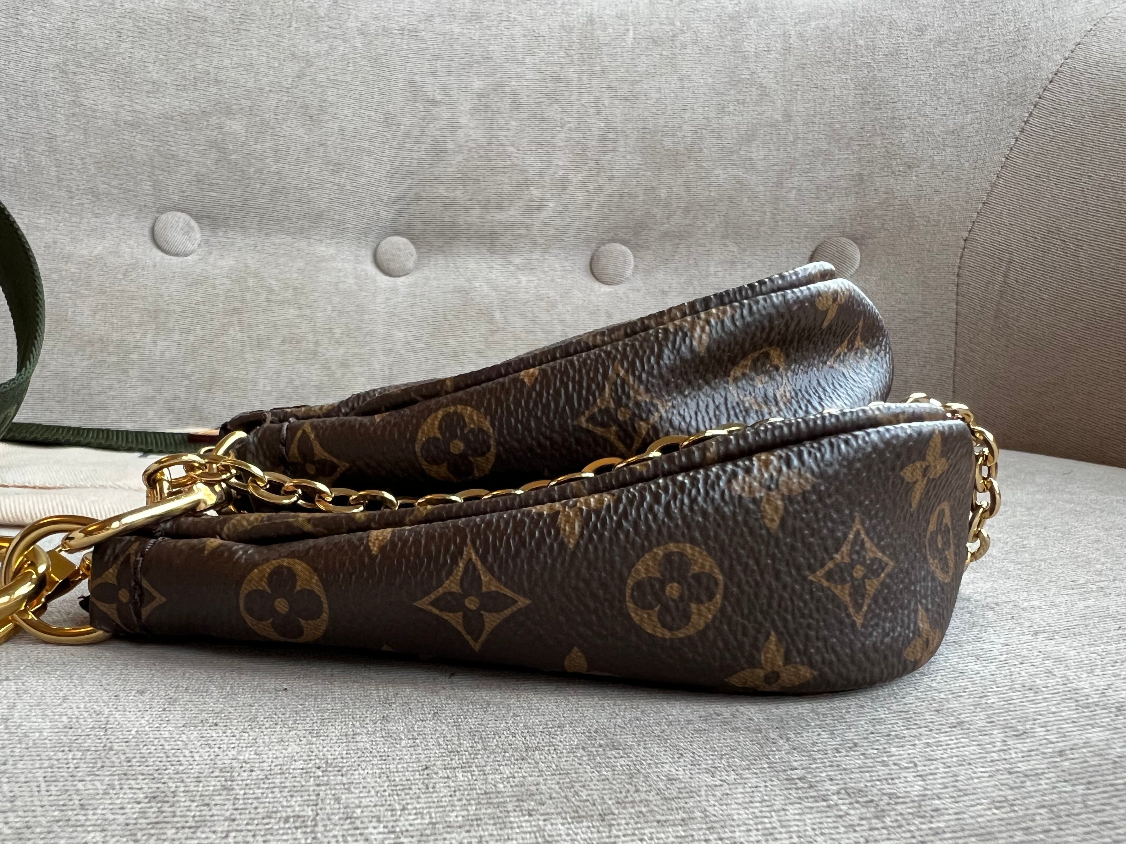 Louis Vuitton Multi Pochette Accessoires Khaki (RRP £1970)
